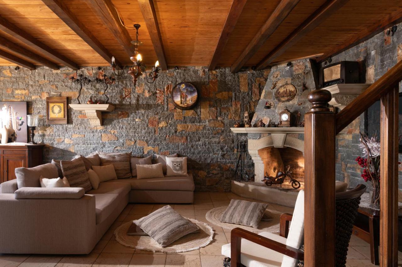 Felini Palace Agia Pelagia  Ngoại thất bức ảnh